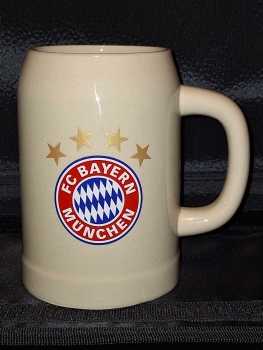 FC Bayern Erfolge Fan Krug 0,5l Füllmenge